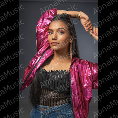 Dee Mc Deepa Unnikrishnan